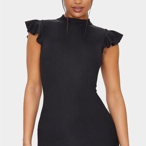 Pretty Little Thing Bodycon Dress - US 6